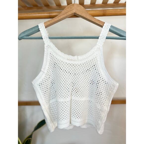 Rebellion Crochet Cropped Tank Top - Picture 4 of 5